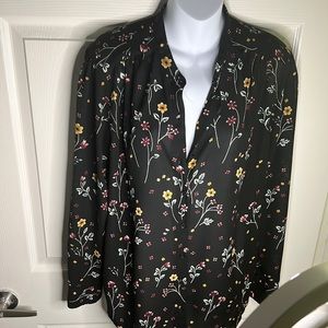 Gently used Faded Glory Blouse. Two strings are loose by collar.